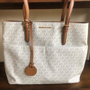 Michael Kors Tote in Vanilla